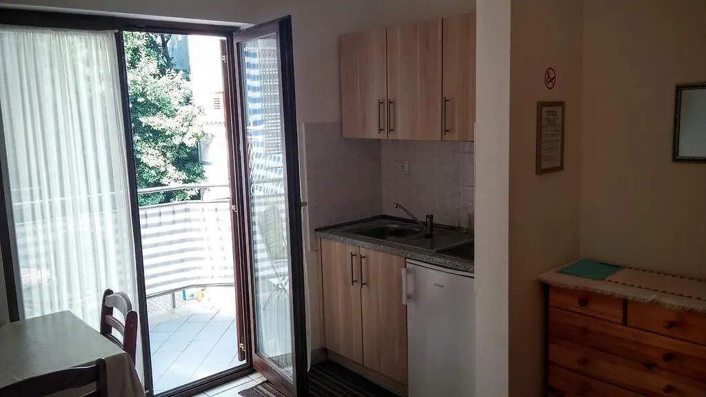 Apartments Dobranic Crikvenica 0*,  Croatia